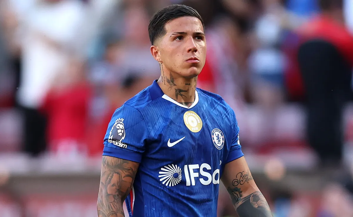 Enzo Fernandez remains Manchester City’s dream target to replace Rodri despite Chelsea’s firm stance