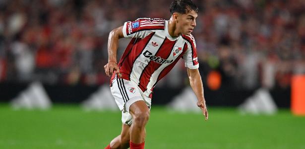 Flamengo acerta contratação de atacante do River Plate por R$ 78 milhões