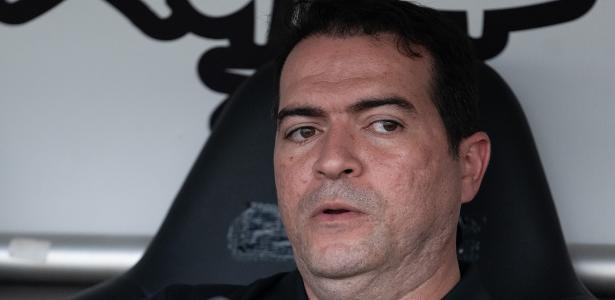 Paz cita intimidação e tons de ameaça da arbitragem em Inter x Corinthians