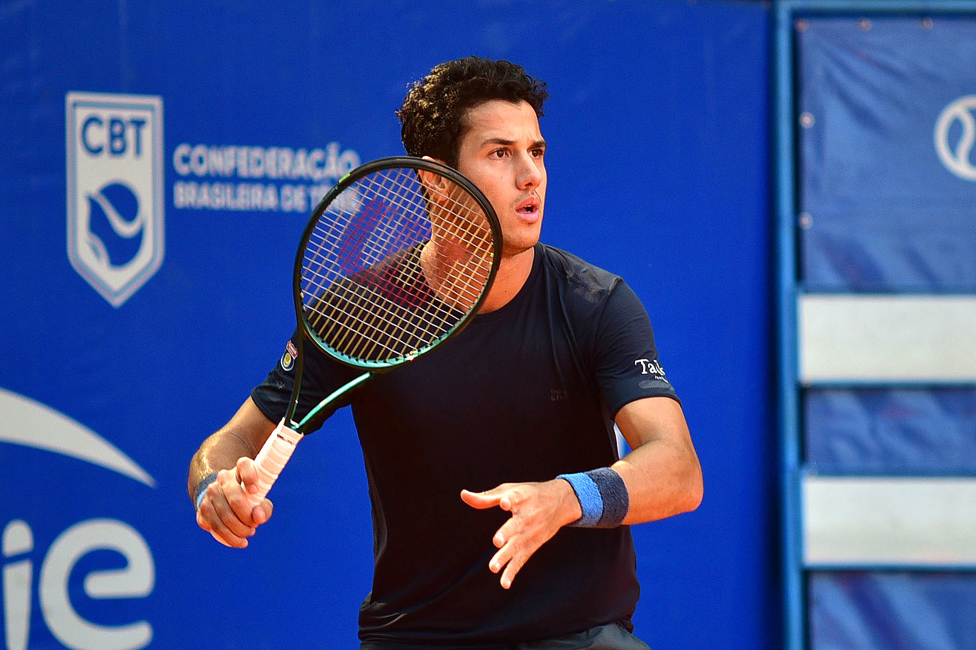 Mateus Alves e João Schiessl lideram a chave masculina em Porto Velho