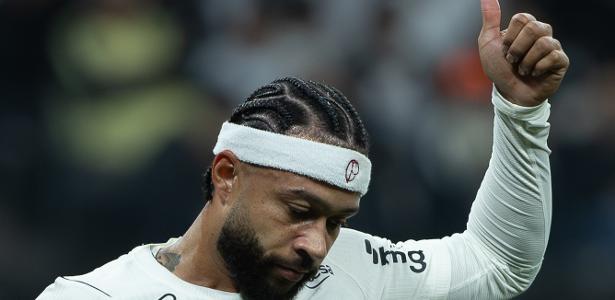 Quanto o Corinthians deve para o Memphis Depay? Veja valor estimado