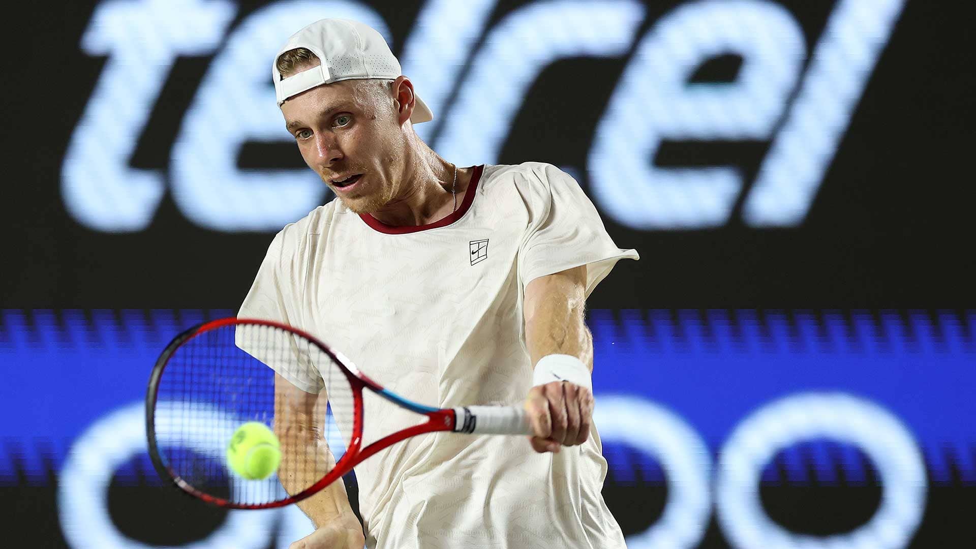 Shapovalov tenta bicampeonato em Los Cabos contra jovem francês