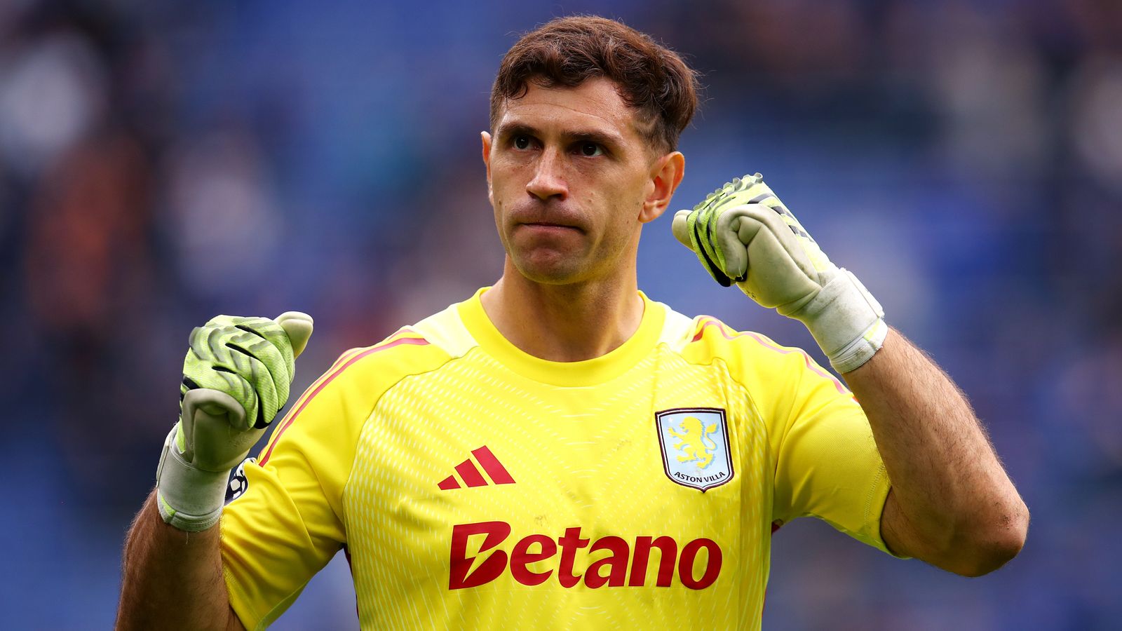 Emi Martinez transfer news: Chelsea complete signing of Argentina international goalkeeper from Aston Villa | Football News