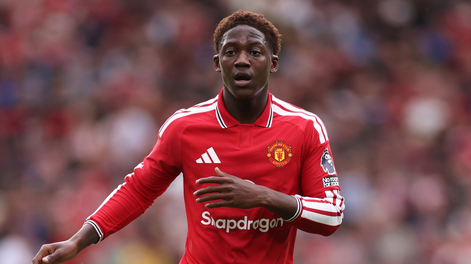 Kobbie Mainoo stars alongside Bruno Fernandes in Man Utd’s win over Ipswich – Premier League hits and misses | Football News