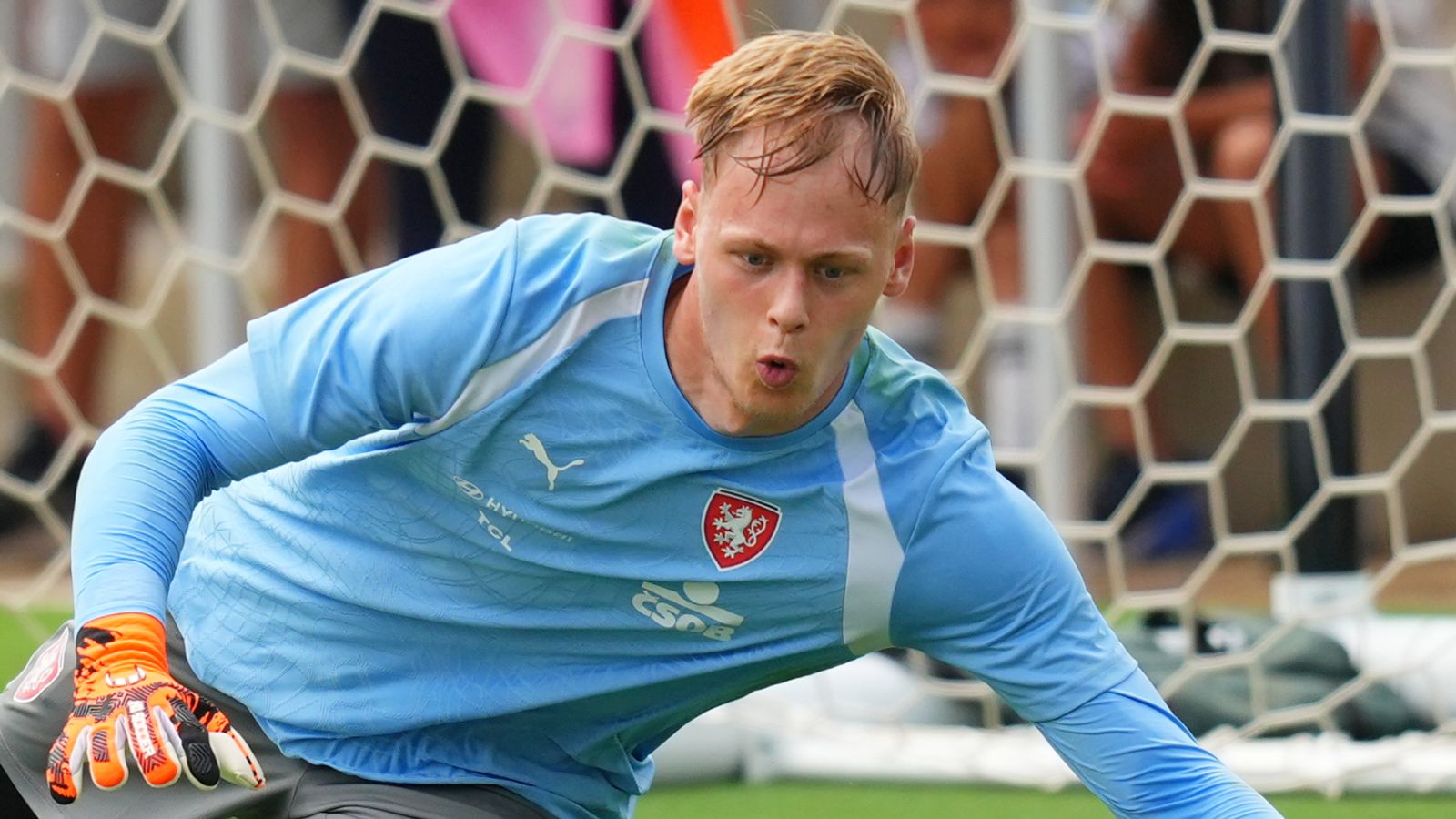 Lukas Hornicek: Newcastle United sign Czech Republic international goalkeeper on five-year contract from Braga in deal worth £25.7m | Football News