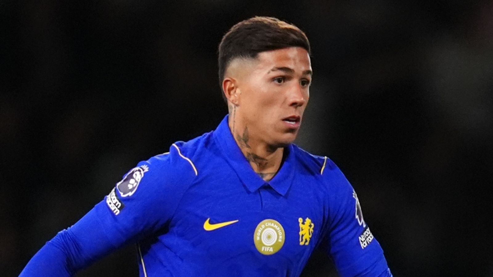 Enzo Fernandez transfer news: Chelsea prepared to sell Argentina midfielder to Manchester City for right price | Football News