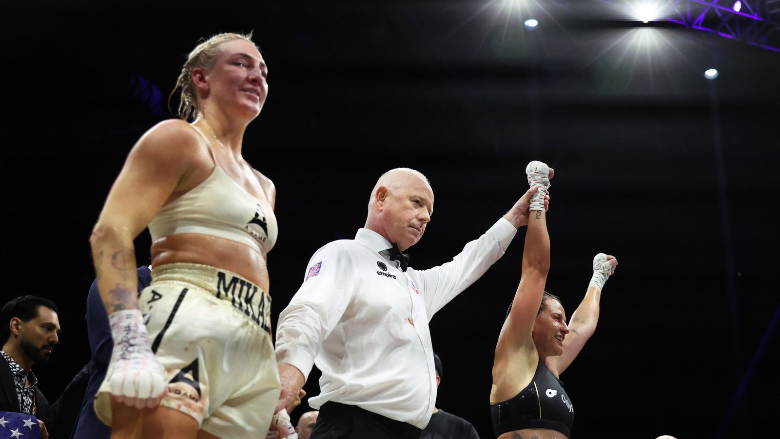 Chantelle Cameron calls on WBC to implement three minute rounds for impending Mikaela Mayer title fight rematch | Boxing News