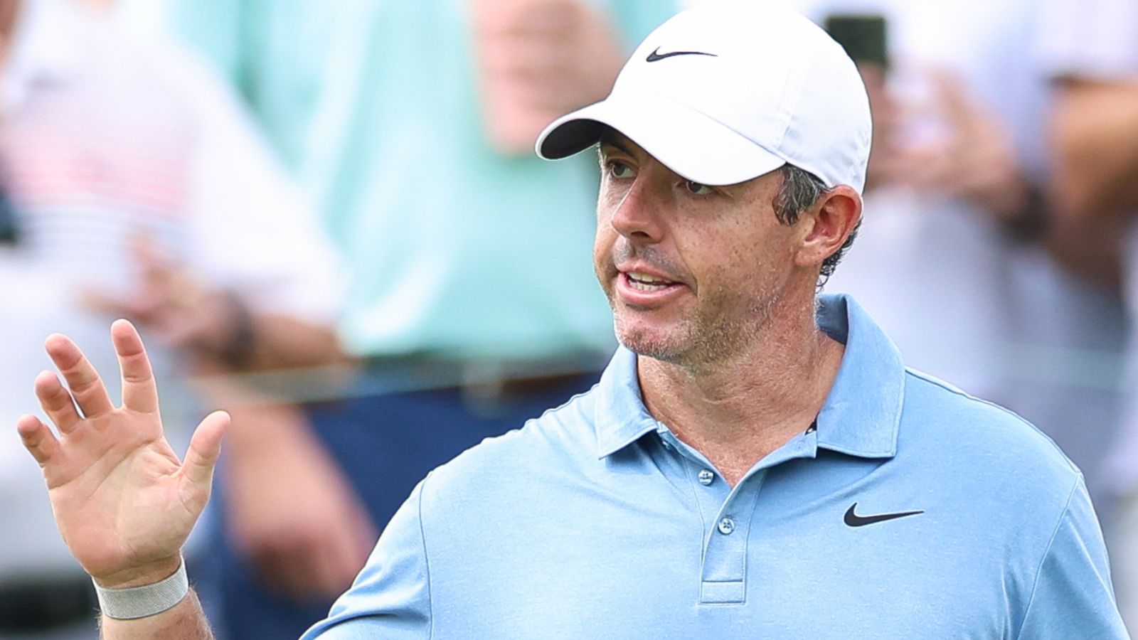 Tour Championship LIVE! McIlroy chases fast start as Hovland shares lead