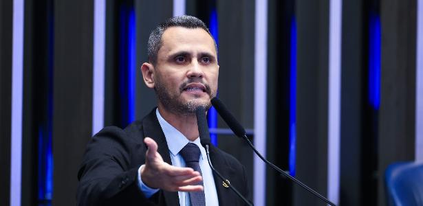Cleitinho lidera disputa ao governo no 1º e 2º turno