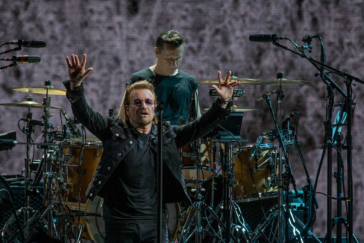 U2 celebra 50 anos com apresentação em escola de Dublin – 25/09/2026 – Ilustrada