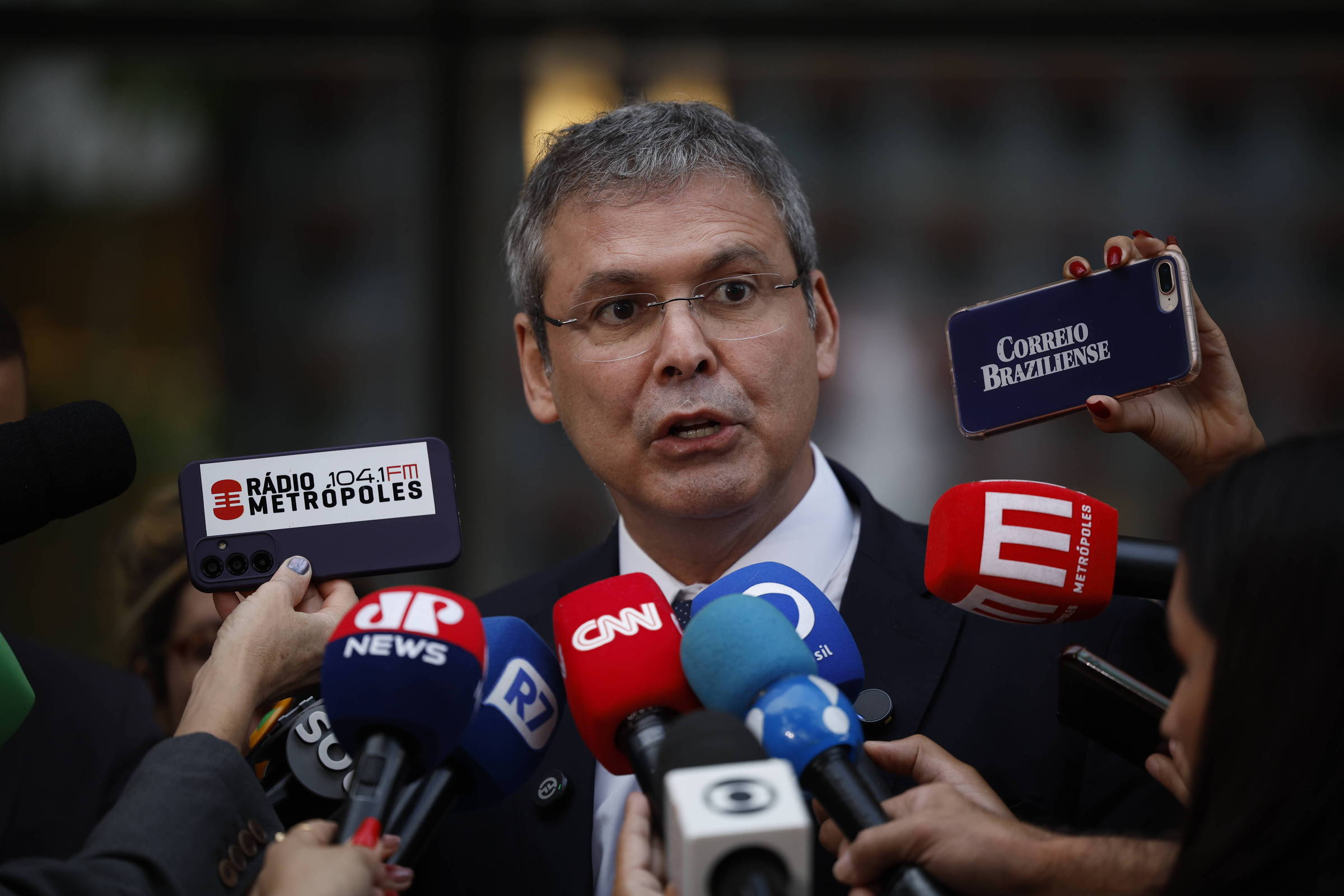 Lindbergh pede à PGR afastamento de André Mendonça do TSE – 16/09/2026 – Mônica Bergamo