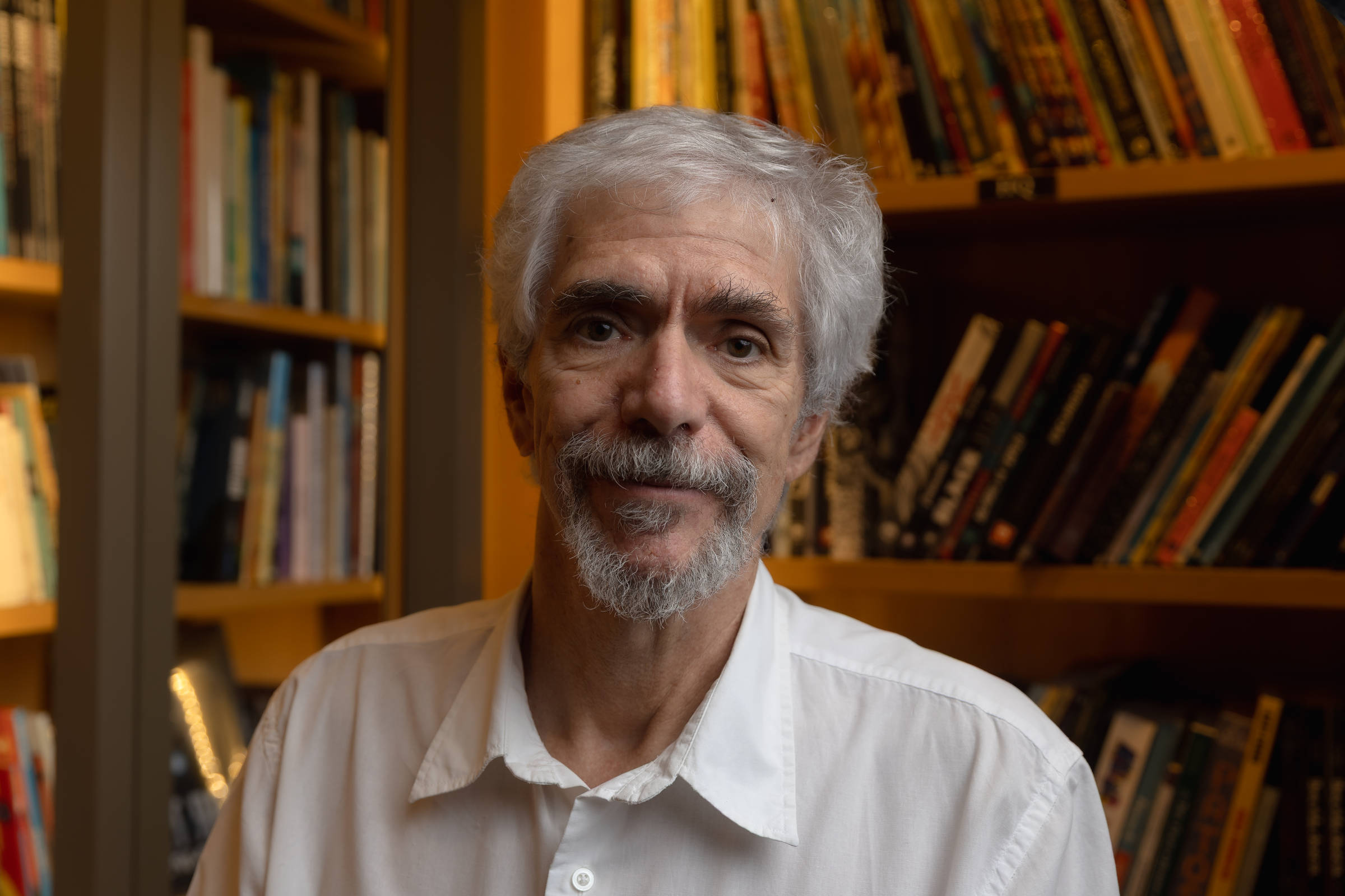 Mauricio Stycer narra fuga da família de guerras em livro – 05/09/2026 – Ilustrada