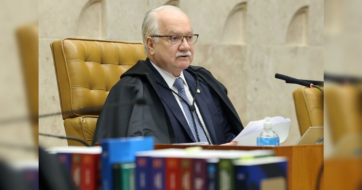 STF suspende julgamento sobre crise entre Moraes e Mendonça após pedido de vista de Dino
