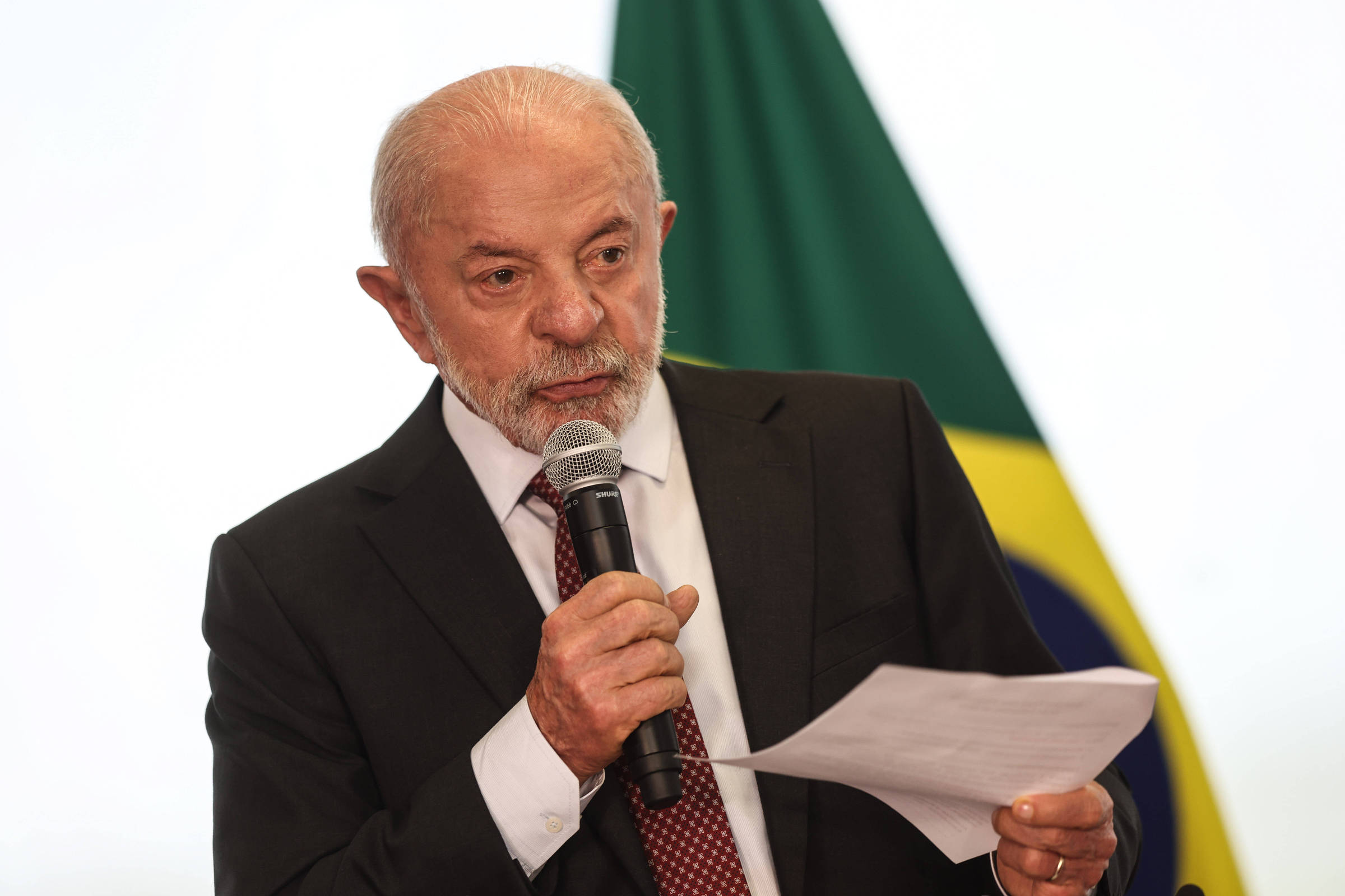 Lula: país saberá quem foi fazer suruba na orgia do Master – 16/09/2026 – Política