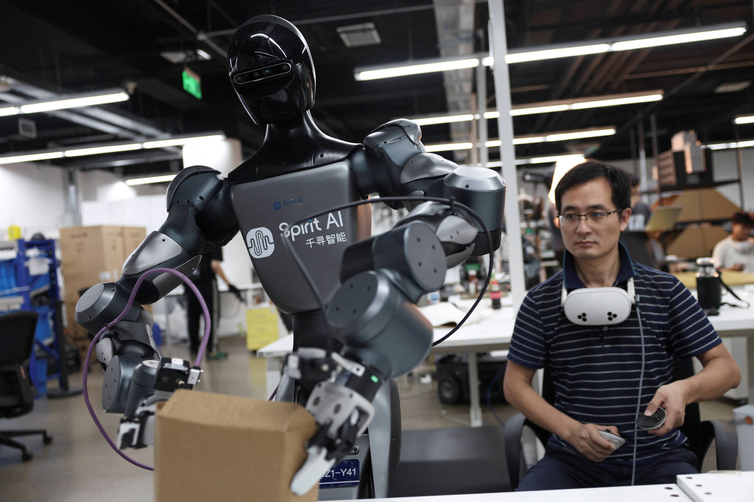 Cérebros robóticos devem avançar, mas só devem chegar às casas em 2034, prevê startup chinesa – 18/09/2026 – IA