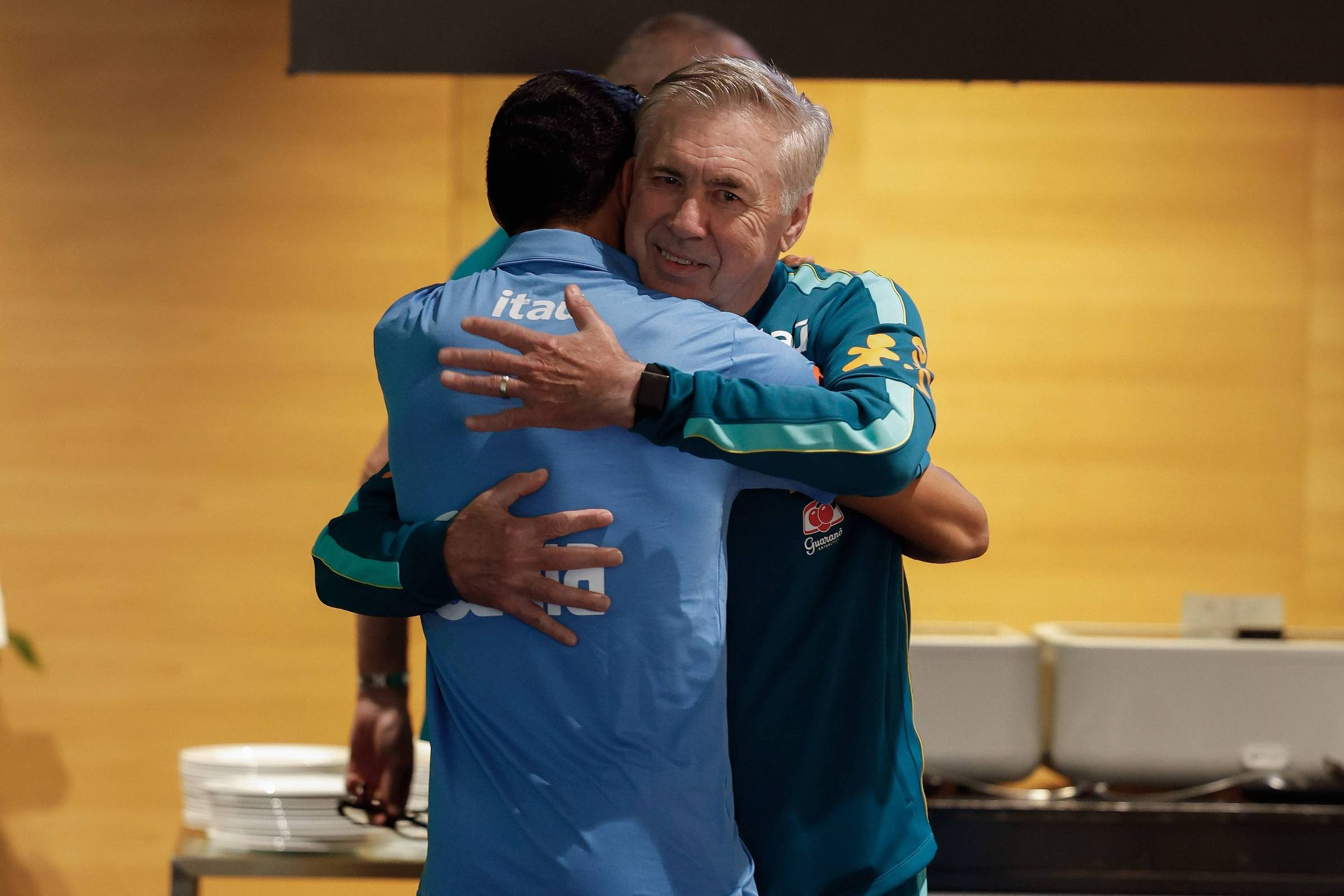 Ancelotti começa novo ciclo com velho problema de lesão – 21/09/2026 – Esporte