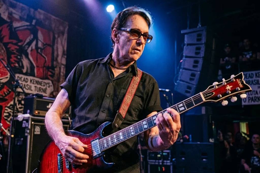 Fundador do Dead Kennedys recebe diagnóstico de Parkinson – 22/09/2026 – Ilustrada