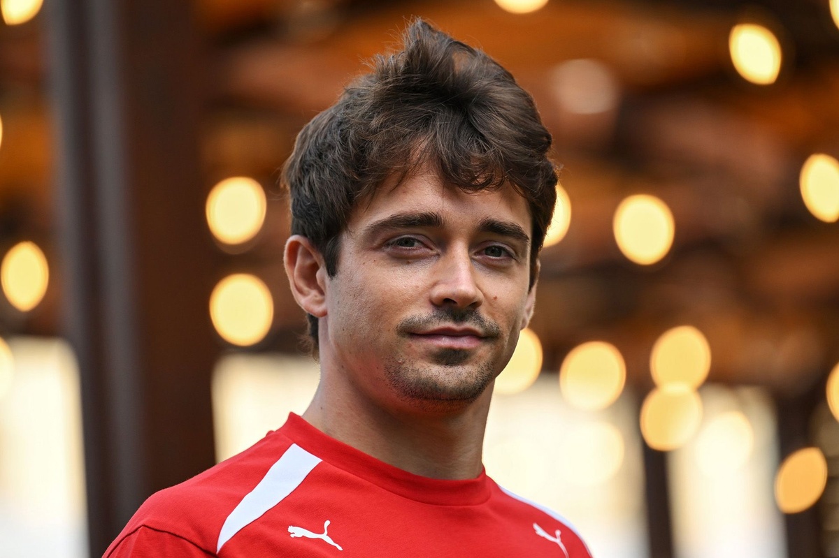 Leclerc reclama de exagero e injustiça em críticas à Ferrari