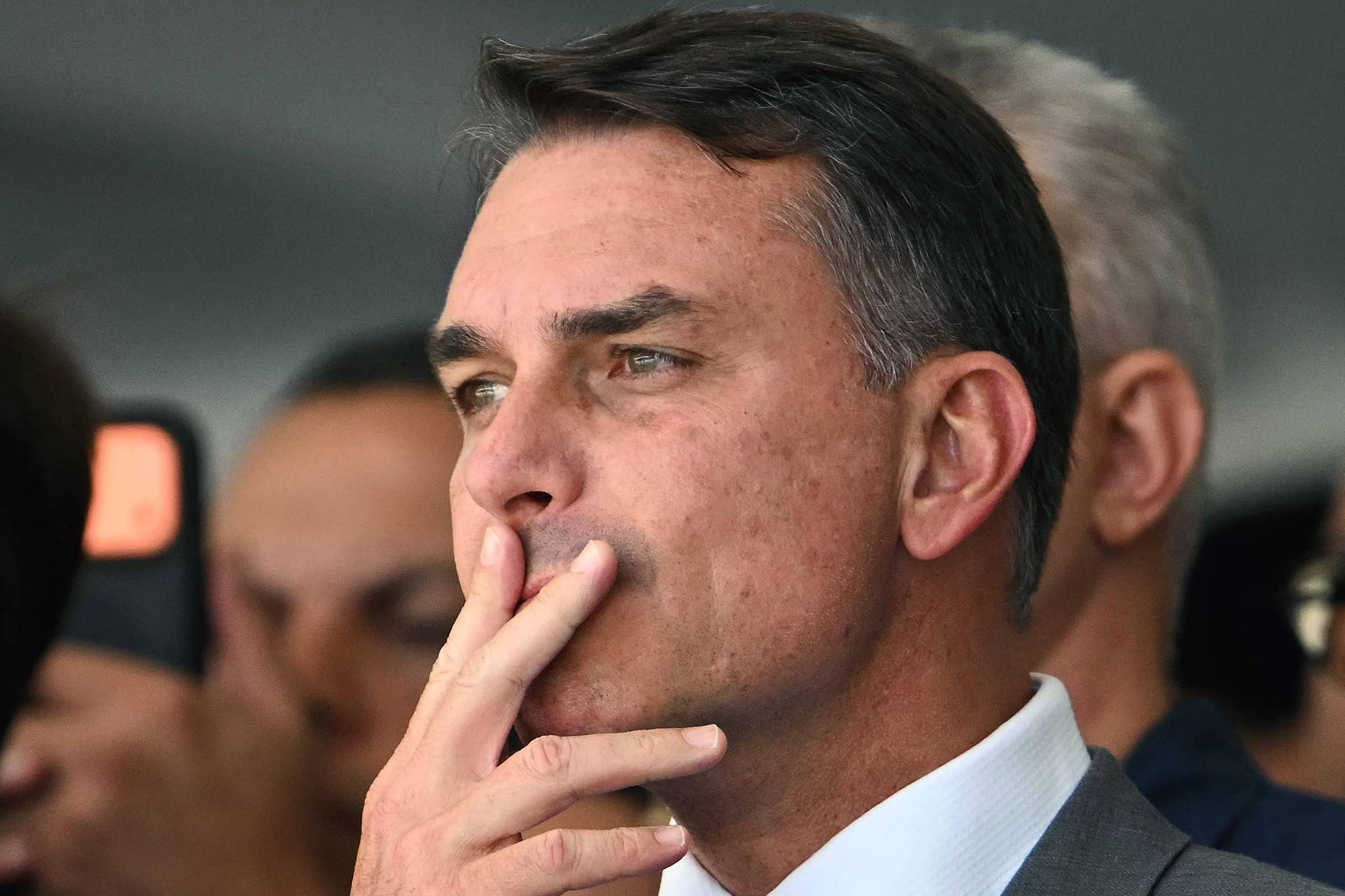 Flávio Bolsonaro é criticado por boato sobre Nossa Senhora – 25/09/2026 – Política