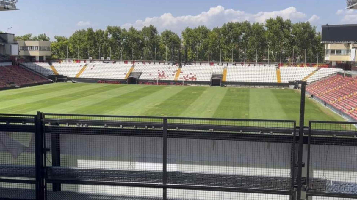 El Rayo acusa a la Comunidad de Madrid de ocultar siete meses el informe que le echó de Vallecas