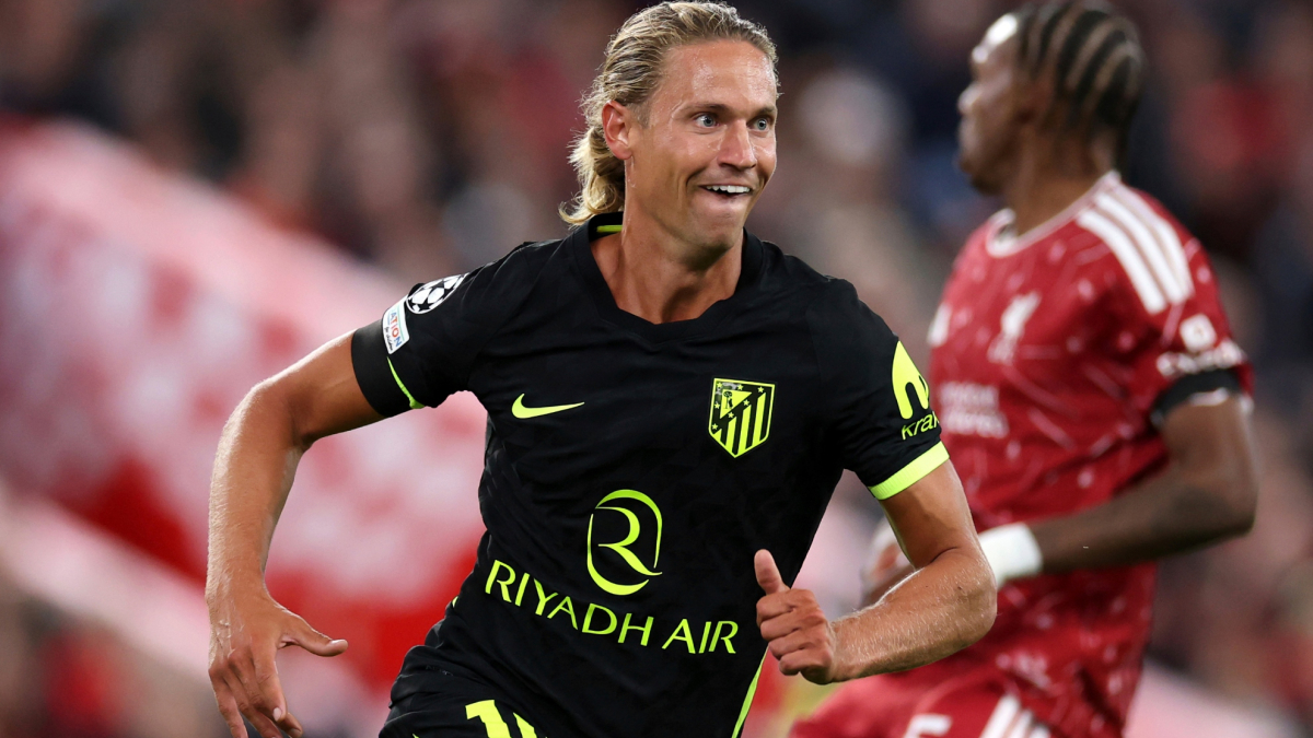 Y cómo no… Llorente marca en Anfield