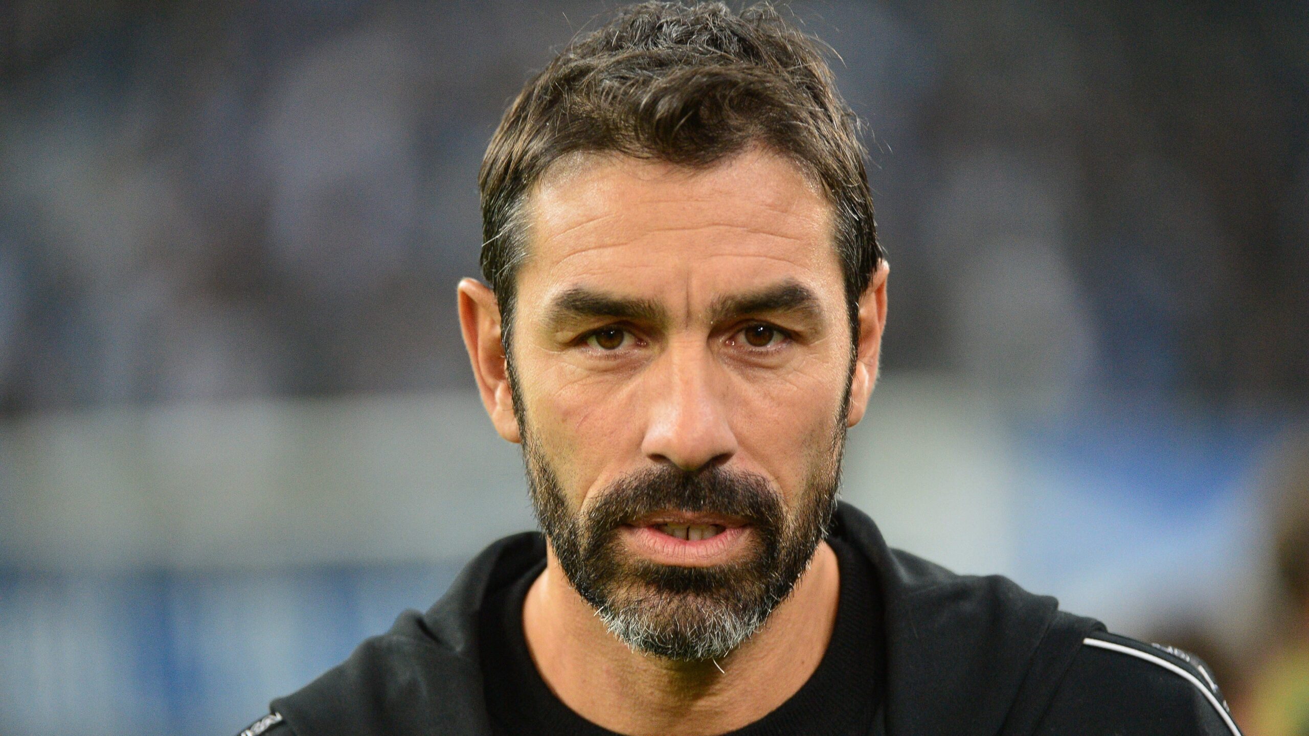 “Ne pas connaître notre saison 1999-2000”, les conseils de Robert Pirès aux Marseillais en crise de résultats
