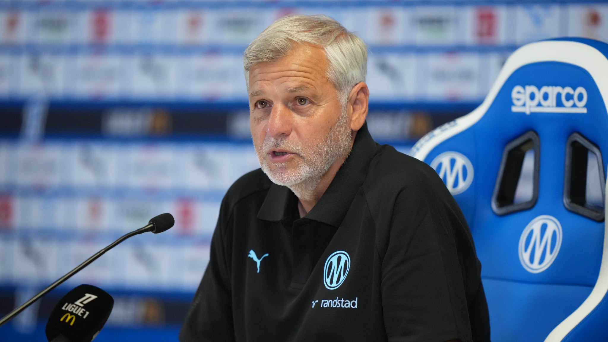 suivez la conférence de presse de Genesio avant le match contre Besiktas