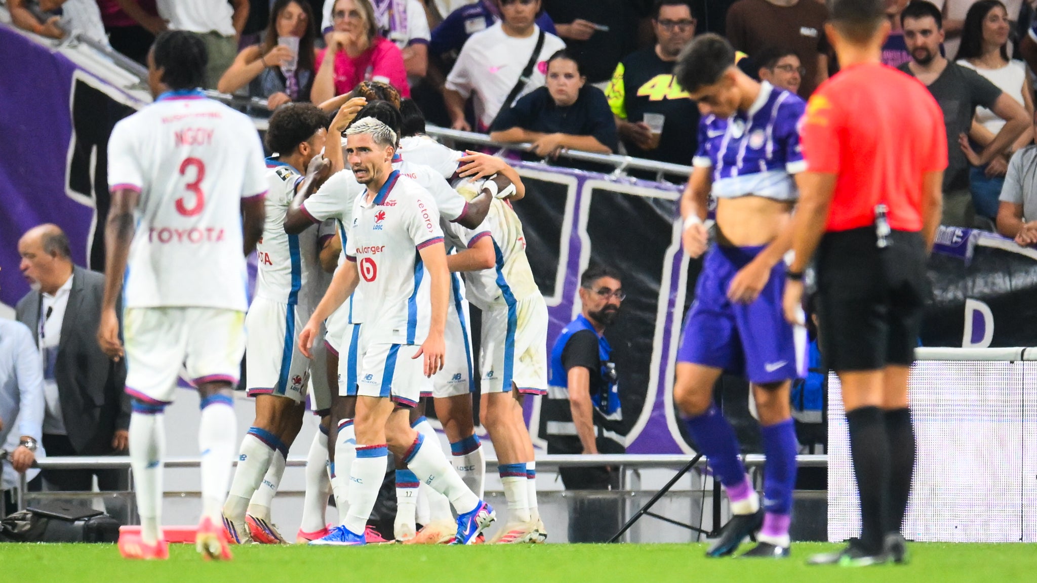 “Ce n’est pas possible”, le gros coup de pression de Létang aux joueurs malgré la victoire de Lille