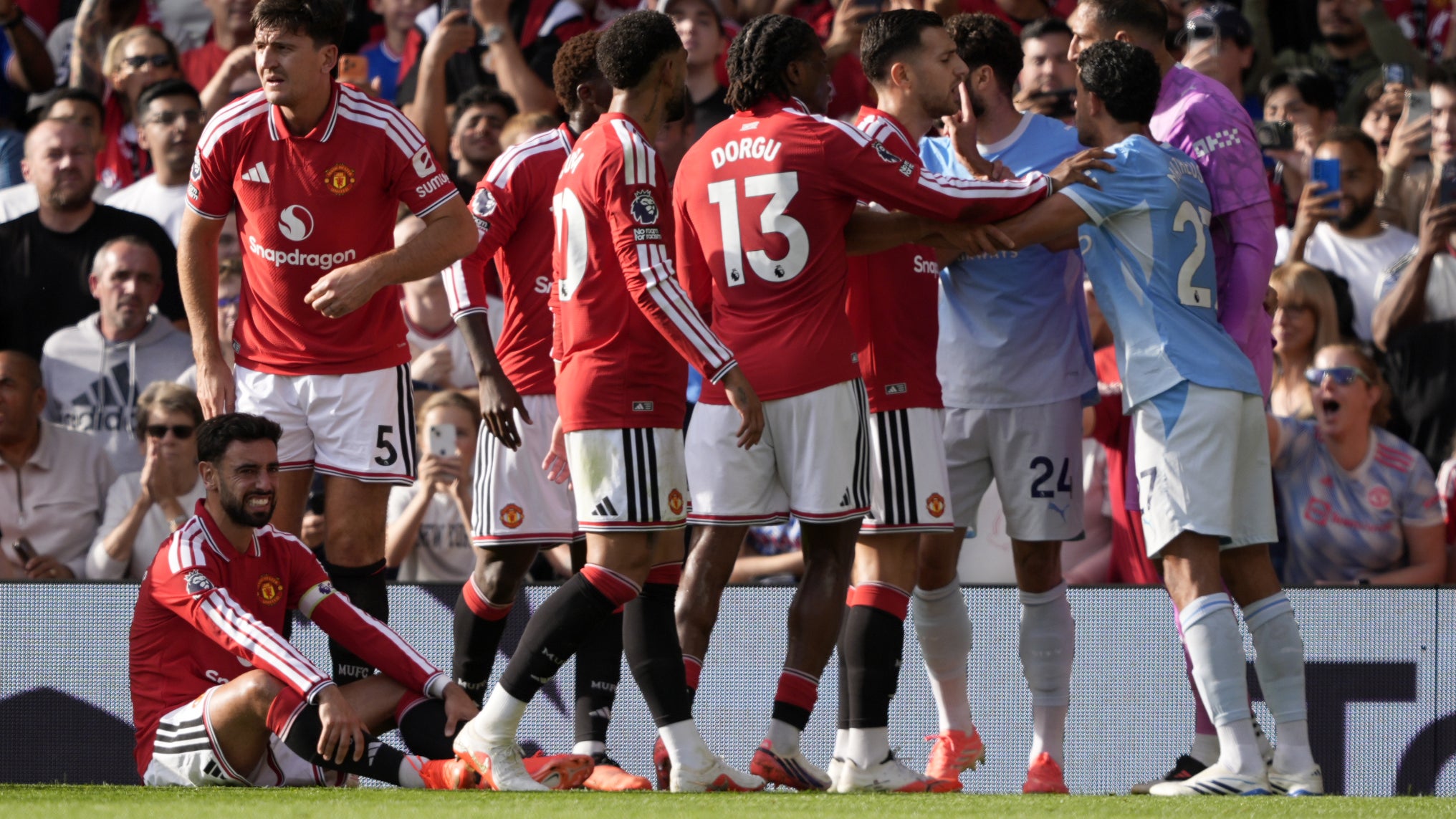 La décision radicale de la Premier League après l’erreur des arbitres lors du derby de Manchester