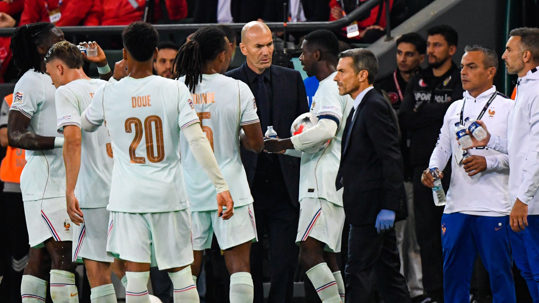 les coulisses de la victoire des Bleus en Turquie