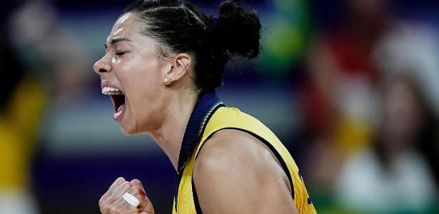 Ex-seleção de vôlei revela câncer, cita cirurgias e indica volta às quadras
