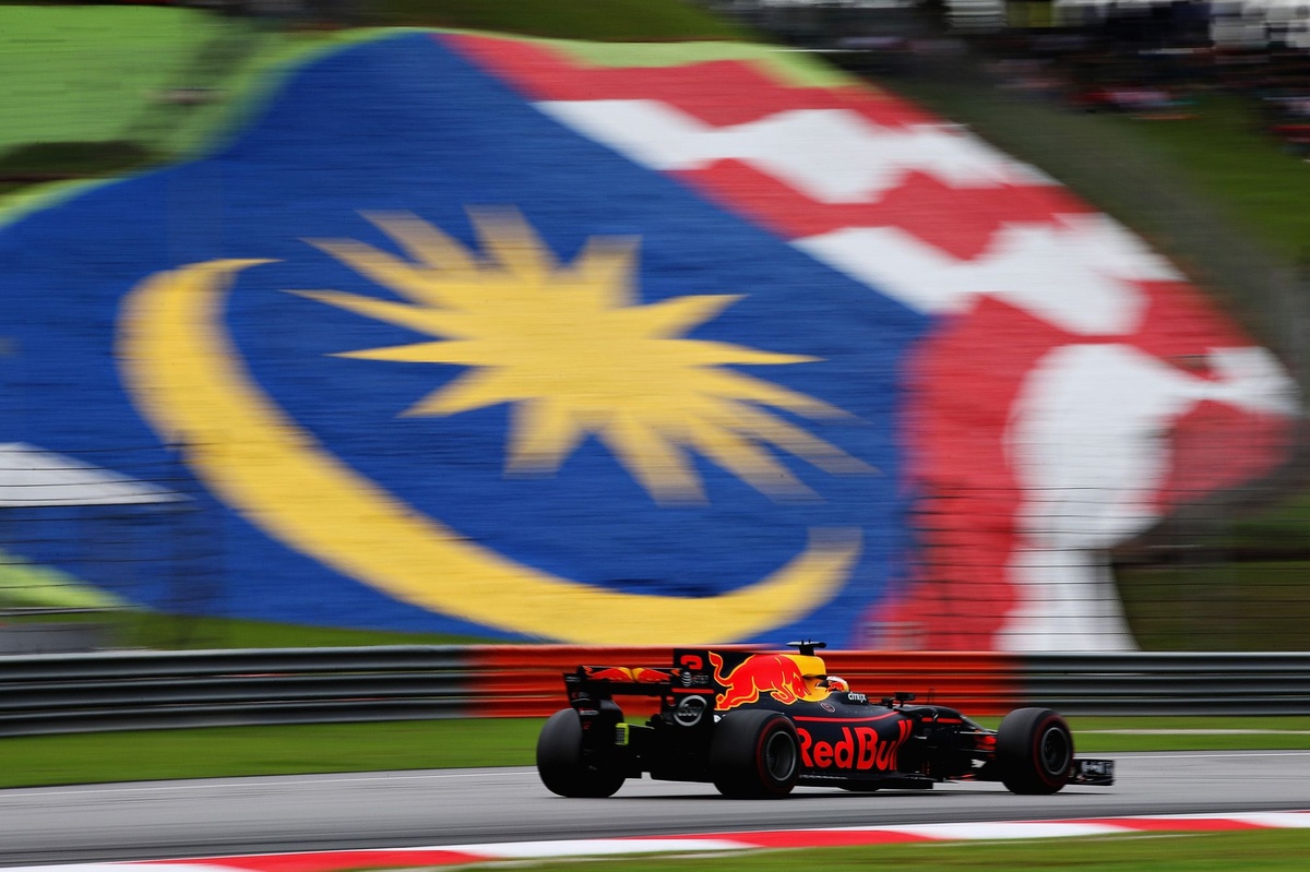 Why is the 2026 Bahrain Grand Prix taking place in Malaysia?