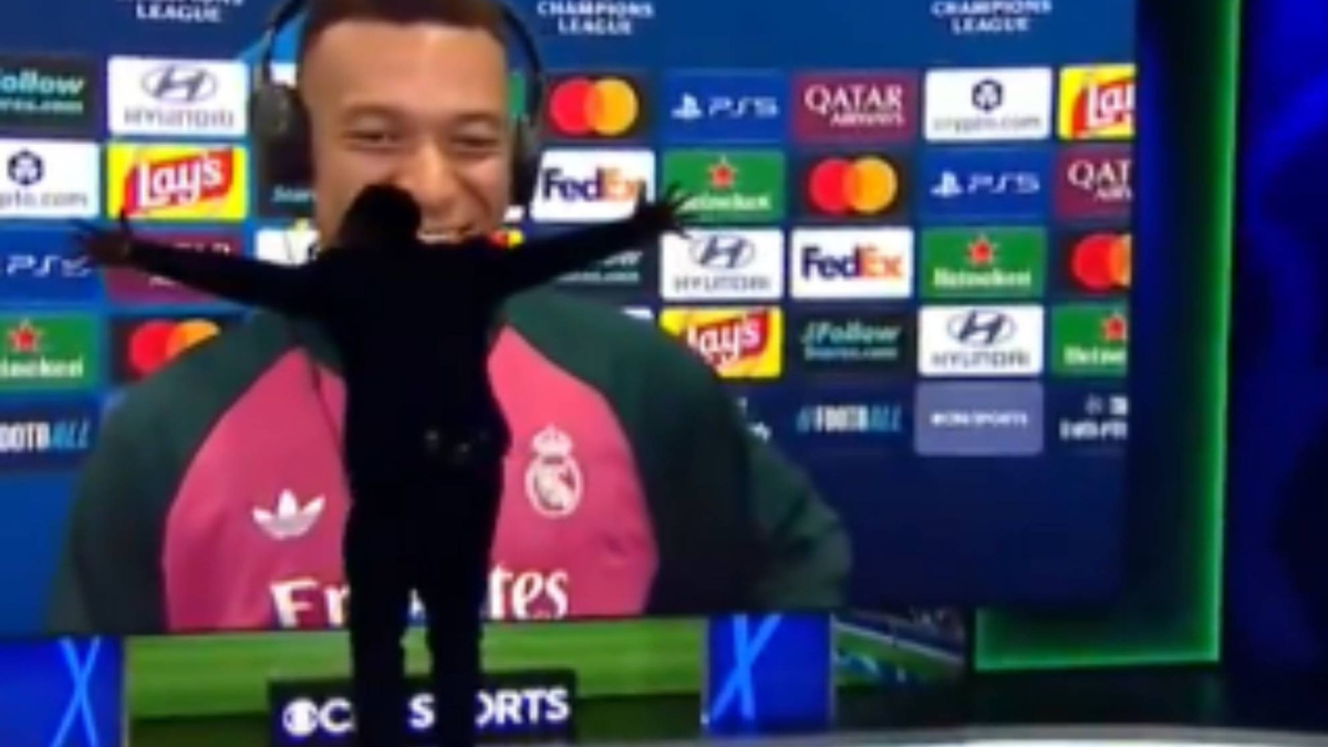 El comentarista preferido de Mbappé se abraza virtualmente en Kylian en directo
