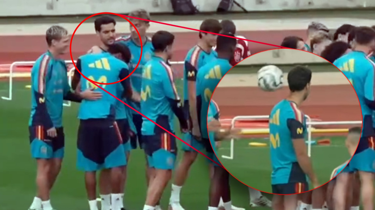 Pelotazo de Lamine a Mikel Merino: el show del entrenamiento de España