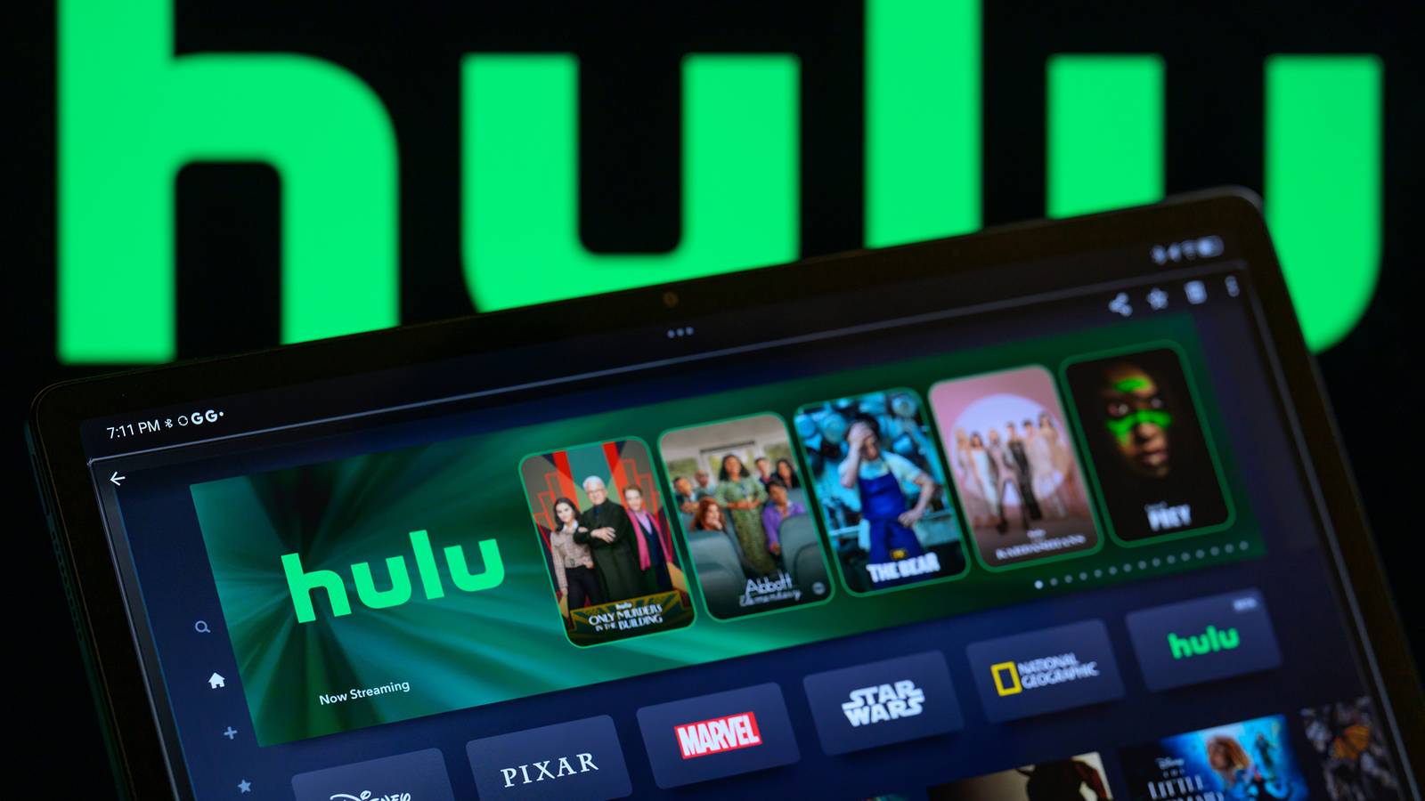 Hulu’s 11-Part Sitcom Came to the End of an Era After One Major Episode