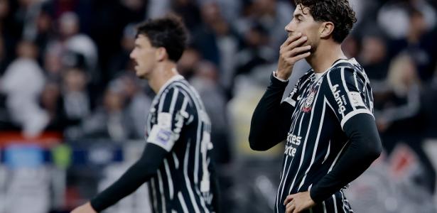 Derrota para Chape leva Corinthians ao jogo do ano como ?time sem vergonha?