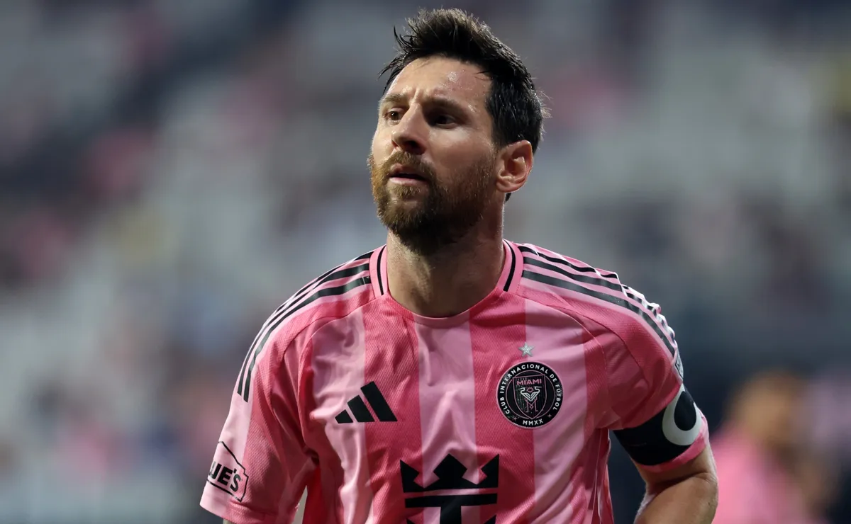 Lionel Messi has a good chance to win the 2026 Ballon d’Or, according to Chelsea icon Petr Cech