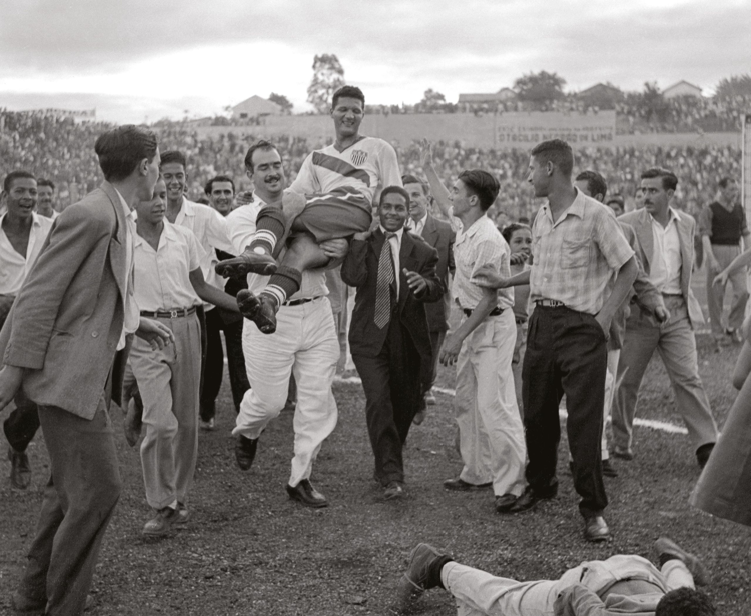 From washing dishes to World Cup hero: The epic story of England’s 1950 nemesis Joe Gaetjens