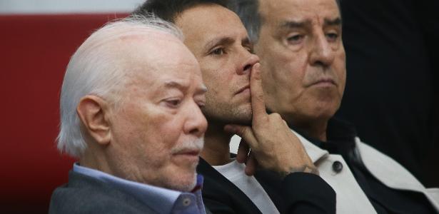 atrasos salariais geram mal-estar no elenco