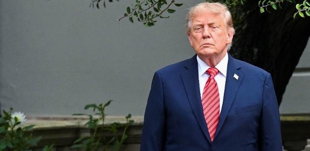 Trump diz que há ‘conspiração doentia’ contra IA e data centers