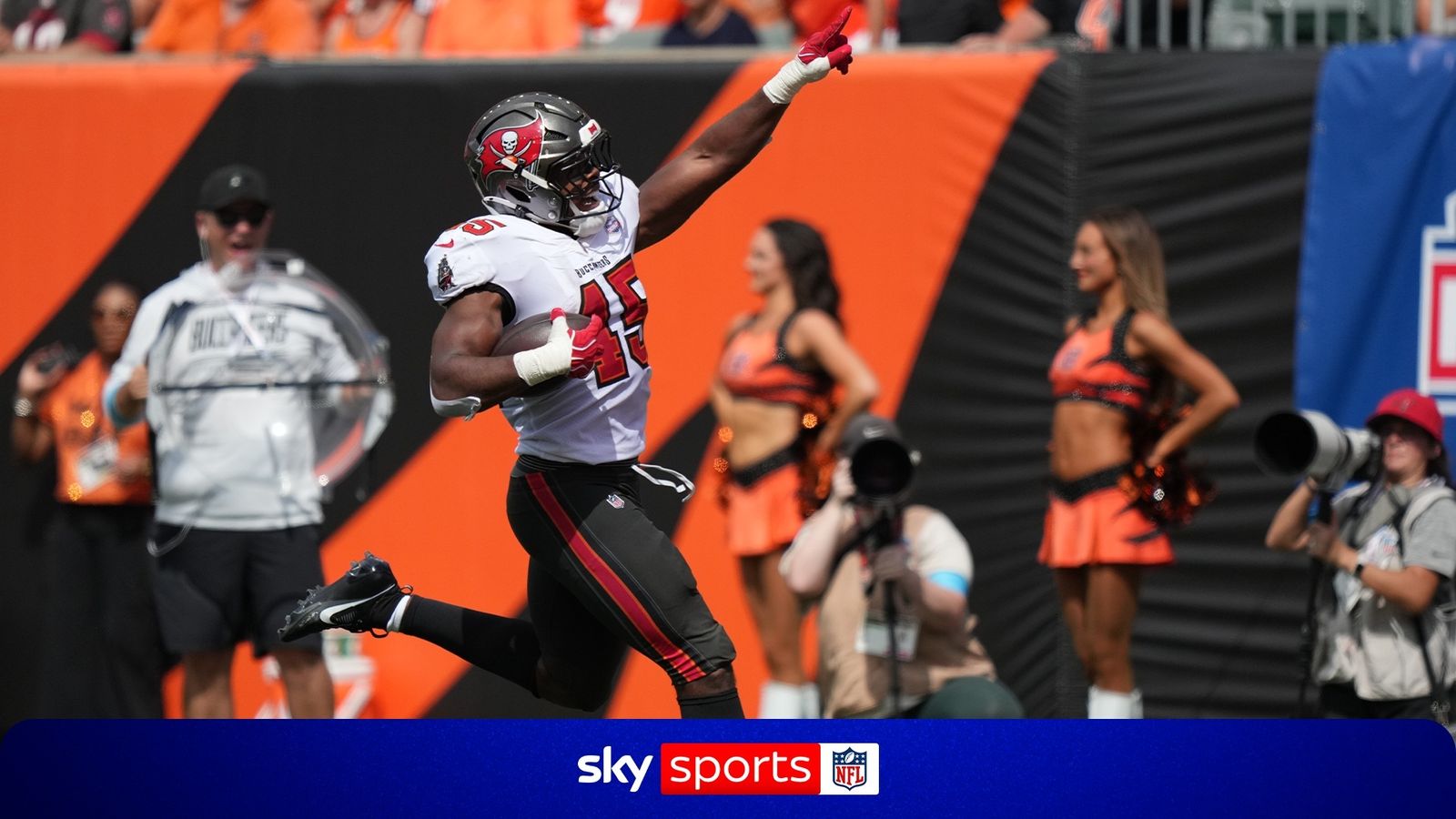 Trotter scores on NFL debut after pick six on Burrow
