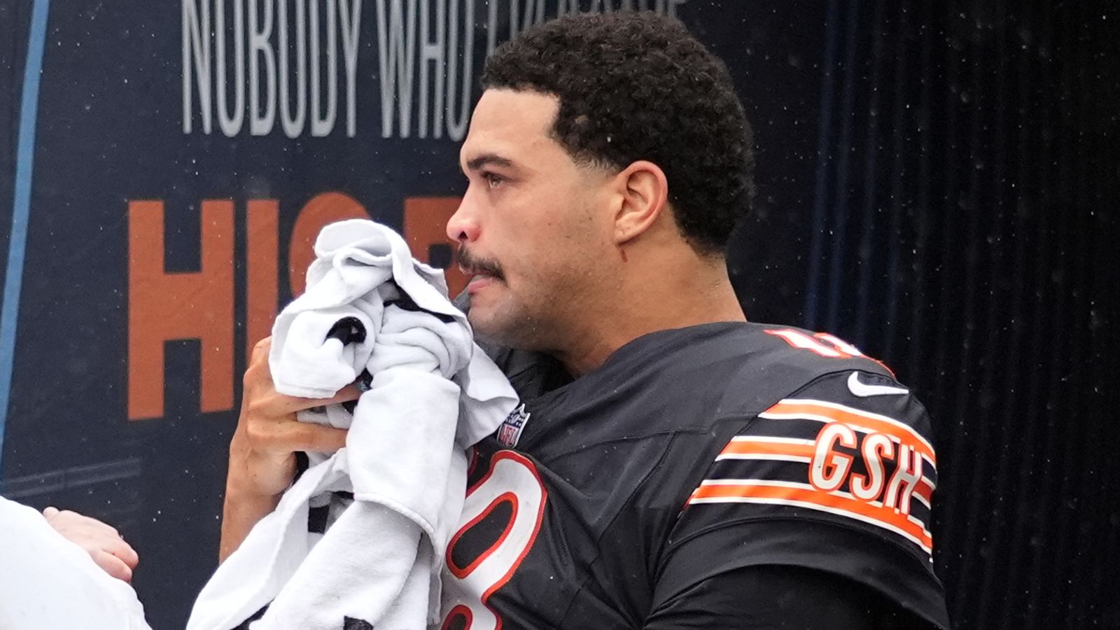 NFL 2026 results and highlights: Caleb Williams injured in Chicago Bears loss as New Orleans Saints beat Baltimore Ravens | NFL News