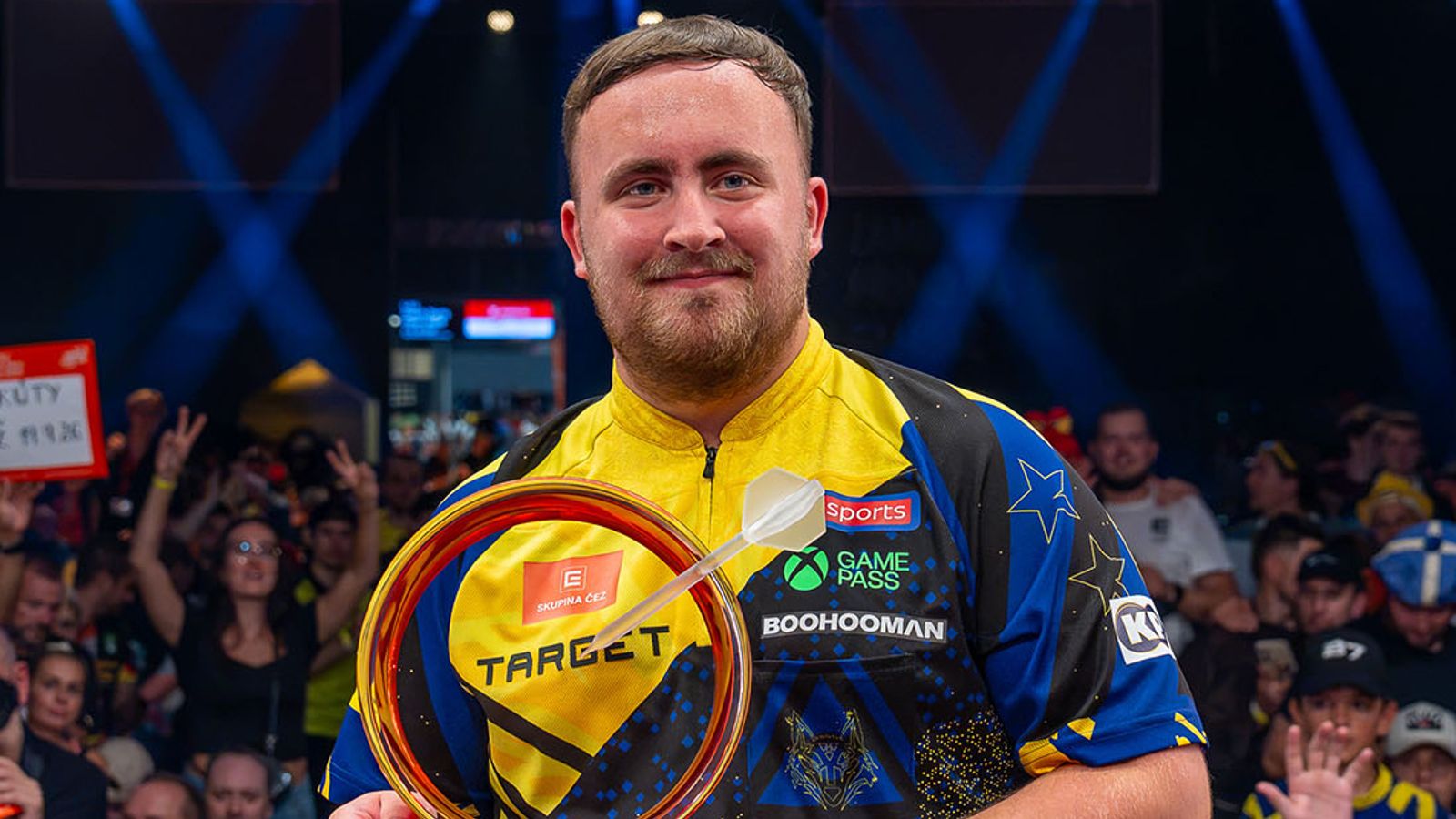Czech Darts Open: Luke Littler topples Luke Humphries 8-6 in final on return to European Tour in Prague | Darts News