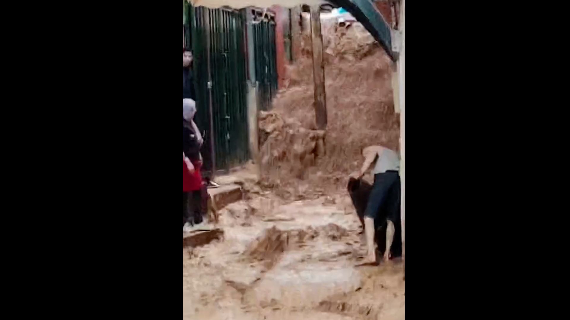 Flash floods fill the streets of a neighbourhood in central Morocco | Climate News