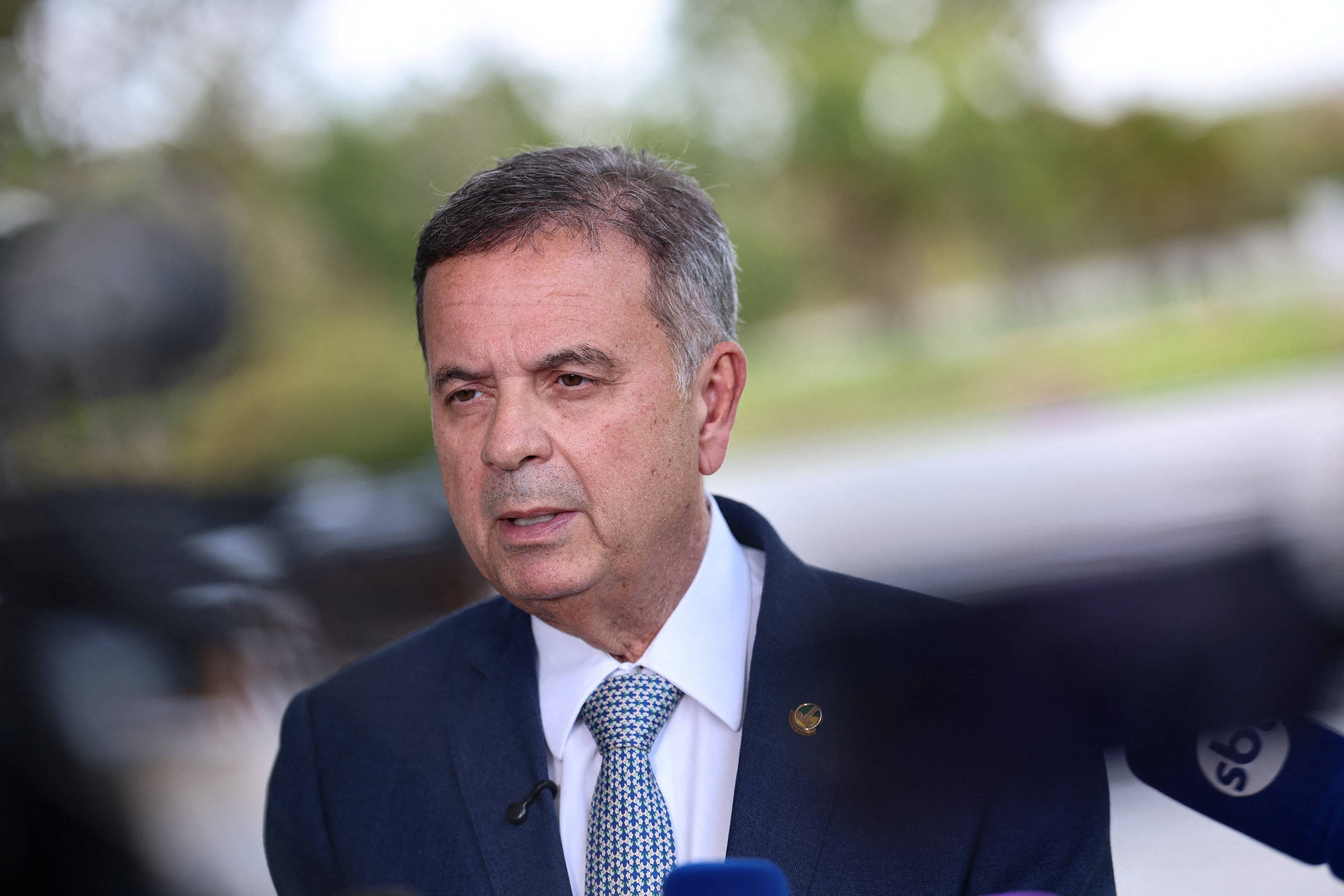 Coordenador da campanha de Flávio é levado ao hospital – 06/10/2026 – Política