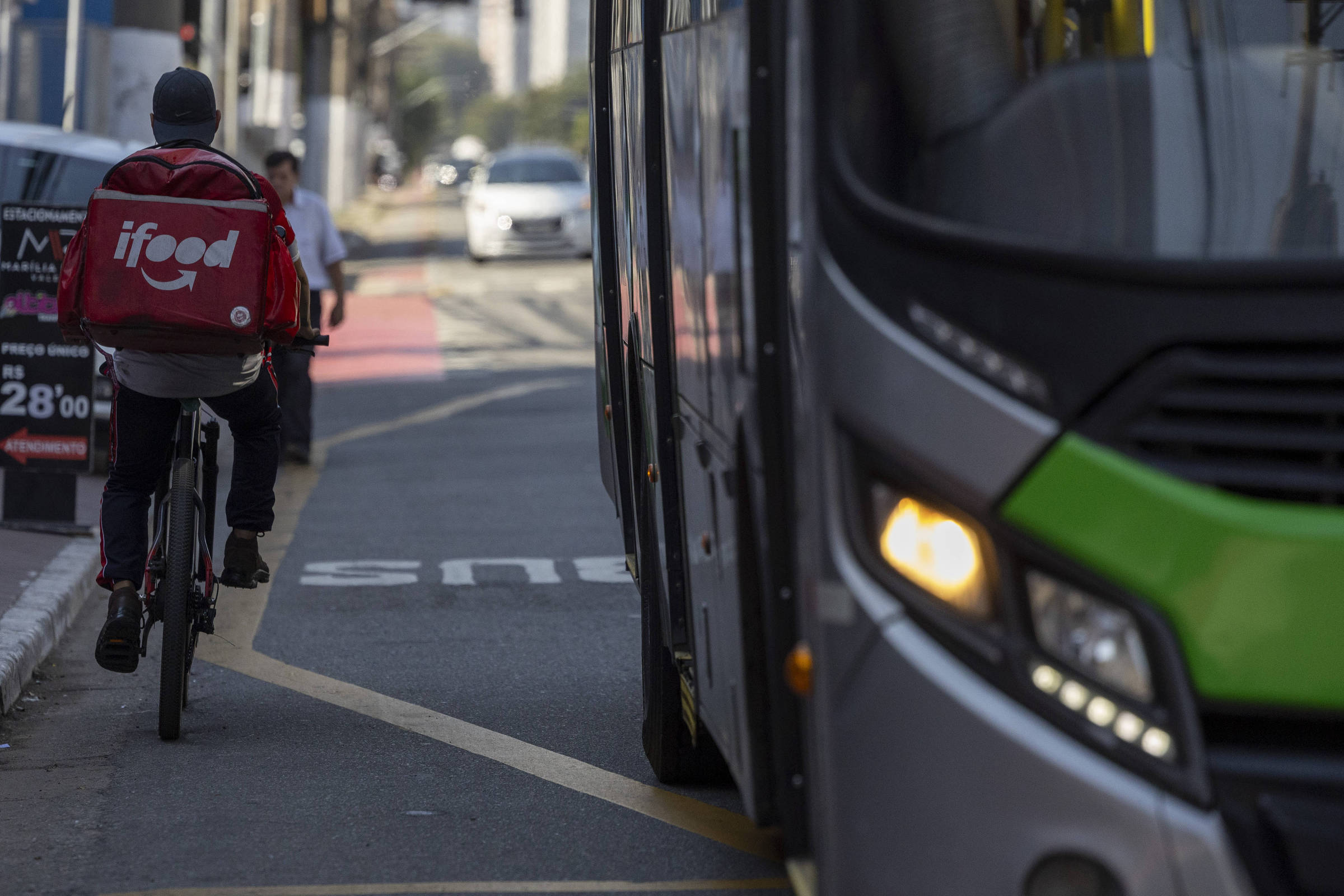 Estudo mostra risco em ultrapassagens a ciclistas de SP – 21/10/2026 – Cotidiano