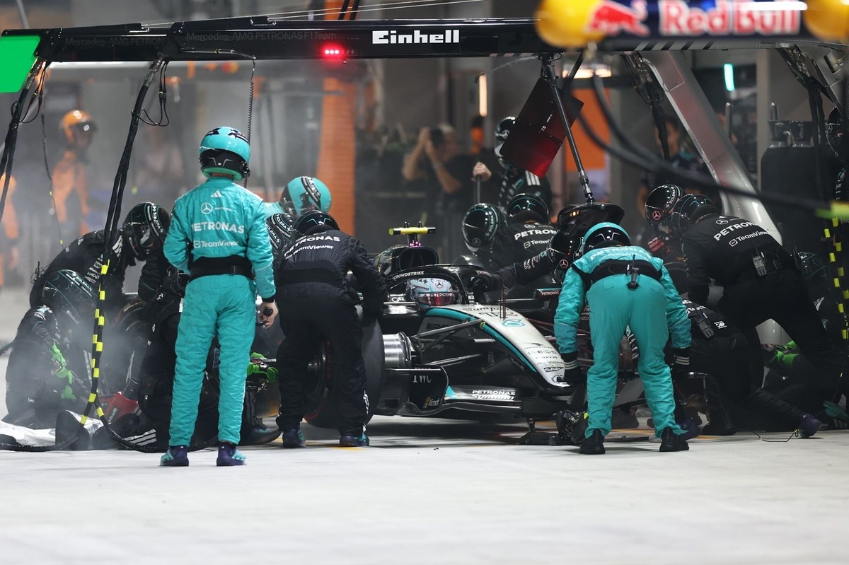 “We had people who hadn’t done a live pitstop for 15 years” in Singapore GP