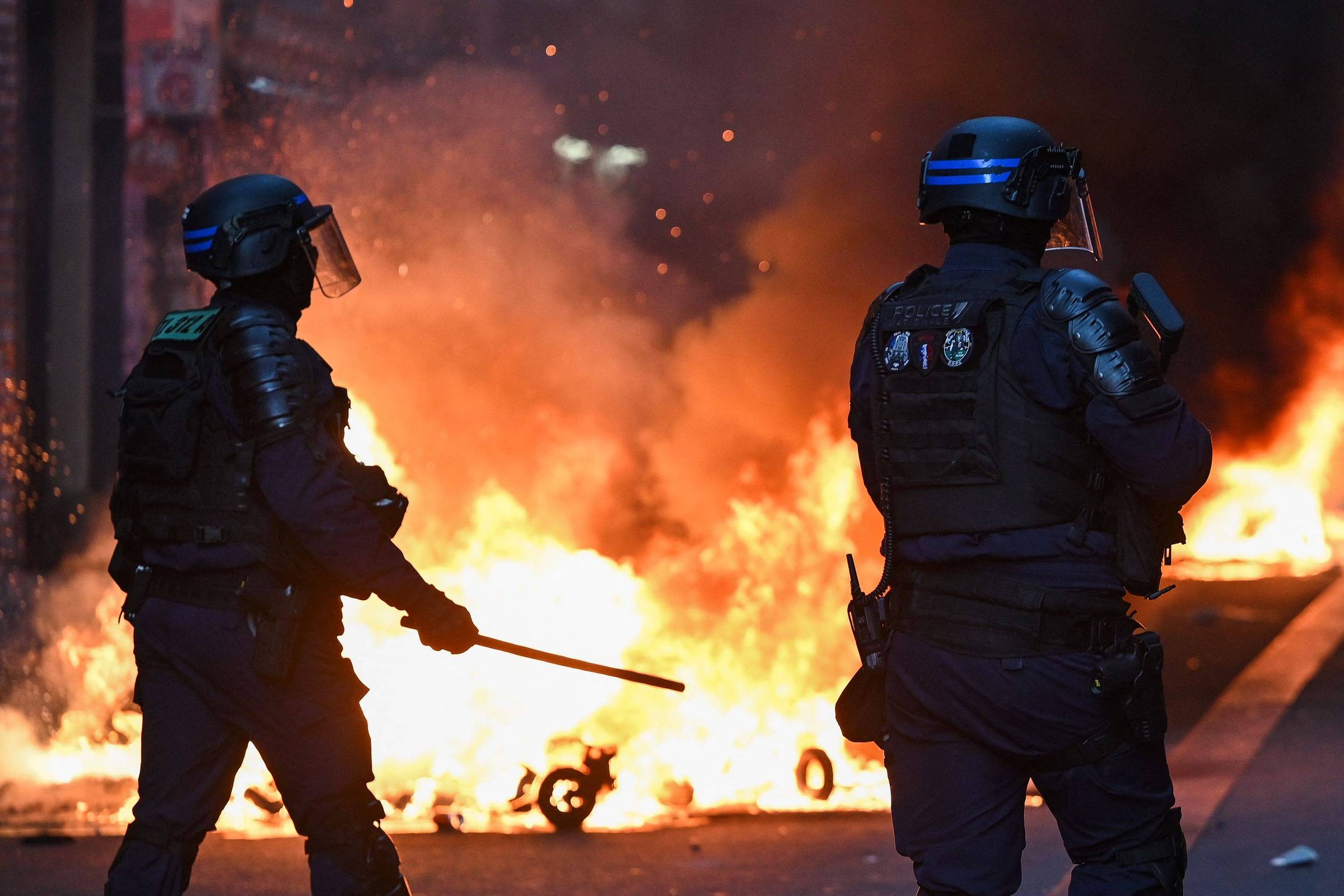 Rendimentos de títulos públicos na França disparam e atingem maior patamar em 24 anos – 21/10/2026 – Economia