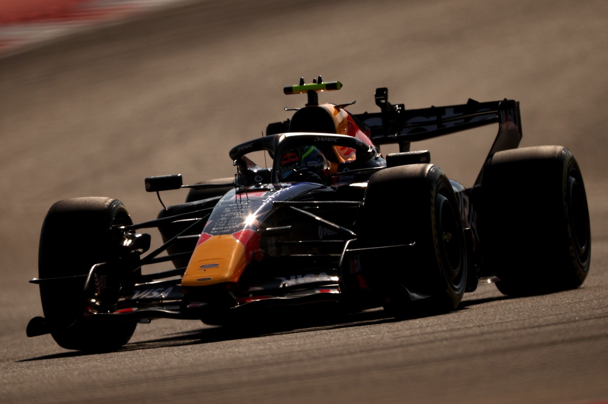 “Just undriveable” – Isack Hadjar looking for answers after “massive” struggles in Austin practice