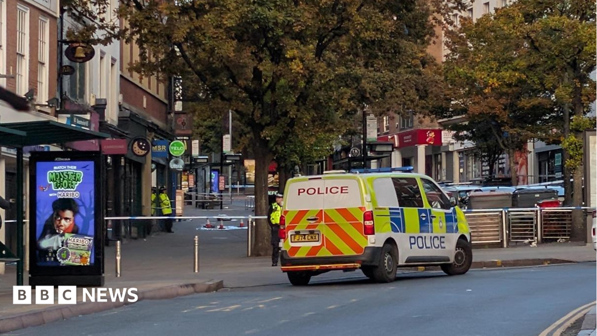 Police officer shot in foot in Nottingham city centre